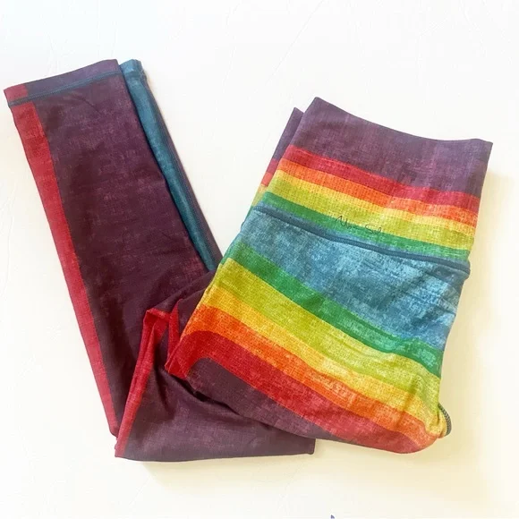 Niyama Sol Retro Rainbow Legging Size L - Picture 8 of 11